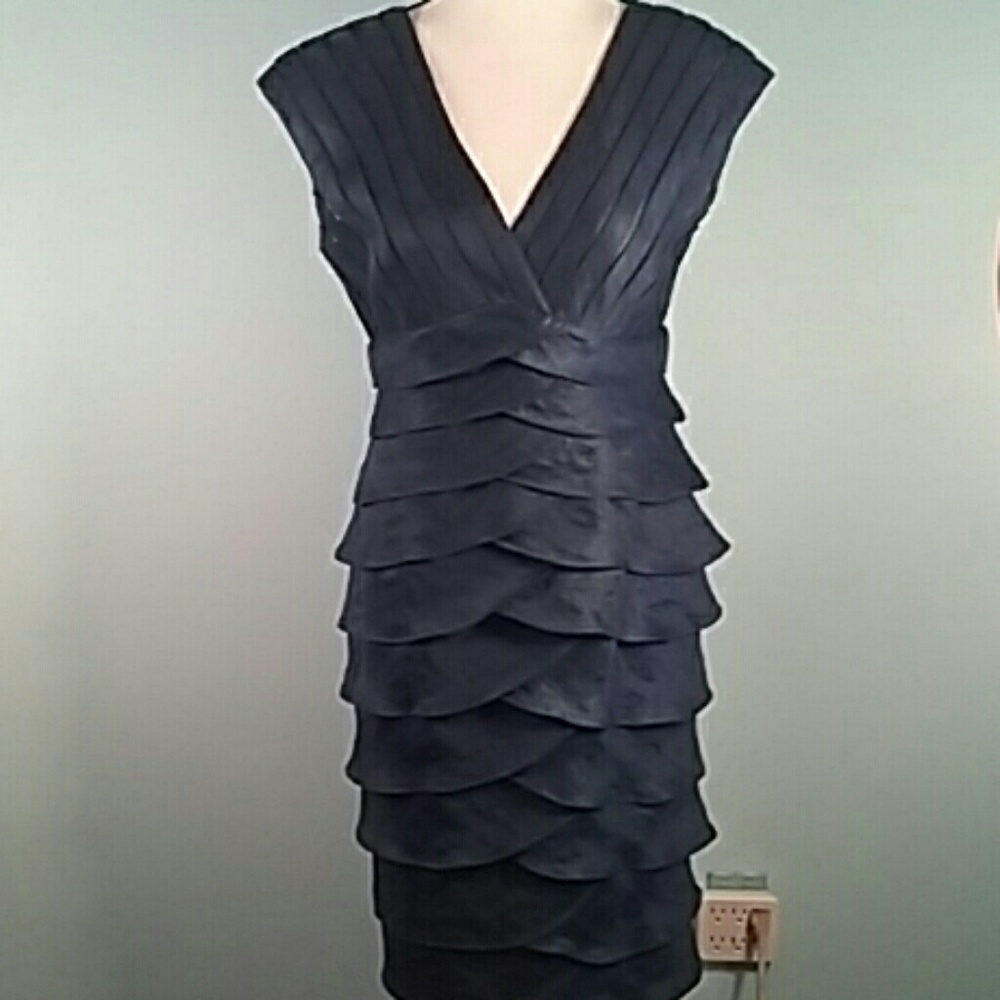 Adrianna papell semi-formal ruffle wiggle dress